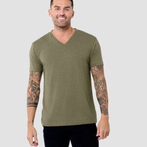 NWT Into The AM Basic V-Neck Tee Military Green  2XL Logo T-Shirt Branded